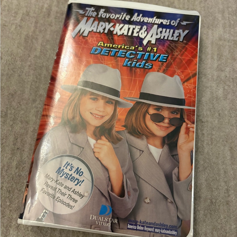 Mary-Kate & Ashley Detective Kids VHS